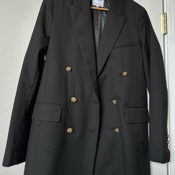 Zara Jackets & Blazers - Zara Women’s Black Blazer with Elegant Accents size XS